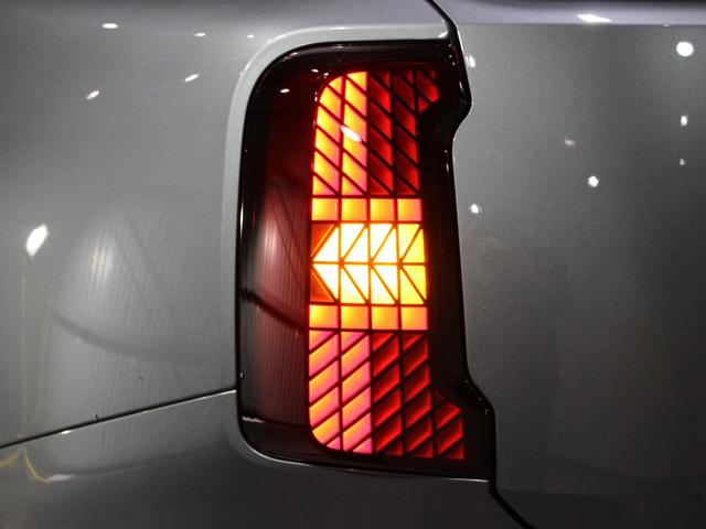 MINI カントリーマンC クラシック・トリム ディーラーデモカー/純正ナビ/トップビュー/ACC/衝突警告/BSM/レーンA/LEDライト/ミラーETC/ステアリングアシスト/パーキングアシスト/ワイヤレス充電/アンビエント/シートステアリングH(65枚目)