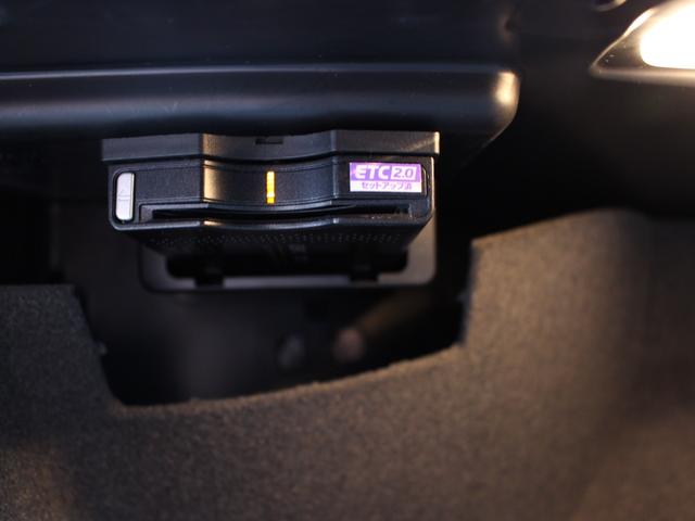 Ａクラス Ａ１８０　禁煙車　レーダーセーフティ　純正ナビ　ドラレコ　ＣａｒＰｌａｙ　バックカメラ　地デジ　ＥＴＣ　ＬＥＤヘッド　パドルシフト　ブラスポ　シートヒーター　キーレスゴー（20枚目）