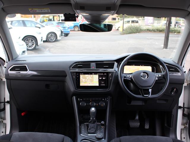 ティグアン ＴＤＩ　４モーション　ハイライン　純正ディスプロ　ヘッドＵＰＤ　全周囲カメラ　前後ドラレコ　走行ＴＶ　ＡＣＣ　ＣａｒＰｌａｙ　ＥＴＣ　ＬＥＤヘッド　前後シートヒーター　電動トランク（6枚目）