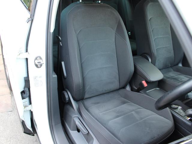 ティグアン ＴＤＩ　４モーション　ハイライン　純正ディスプロ　ヘッドＵＰＤ　全周囲カメラ　前後ドラレコ　走行ＴＶ　ＡＣＣ　ＣａｒＰｌａｙ　ＥＴＣ　ＬＥＤヘッド　前後シートヒーター　電動トランク（8枚目）