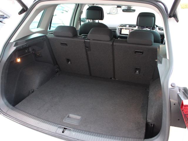 ティグアン ＴＤＩ　４モーション　ハイライン　純正ディスプロ　ヘッドＵＰＤ　全周囲カメラ　前後ドラレコ　走行ＴＶ　ＡＣＣ　ＣａｒＰｌａｙ　ＥＴＣ　ＬＥＤヘッド　前後シートヒーター　電動トランク（11枚目）
