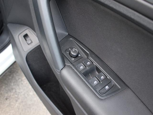 ティグアン ＴＤＩ　４モーション　ハイライン　純正ディスプロ　ヘッドＵＰＤ　全周囲カメラ　前後ドラレコ　走行ＴＶ　ＡＣＣ　ＣａｒＰｌａｙ　ＥＴＣ　ＬＥＤヘッド　前後シートヒーター　電動トランク（27枚目）
