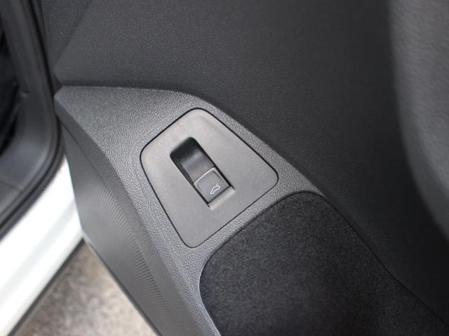 ティグアン ＴＤＩ　４モーション　ハイライン　純正ディスプロ　ヘッドＵＰＤ　全周囲カメラ　前後ドラレコ　走行ＴＶ　ＡＣＣ　ＣａｒＰｌａｙ　ＥＴＣ　ＬＥＤヘッド　前後シートヒーター　電動トランク（28枚目）