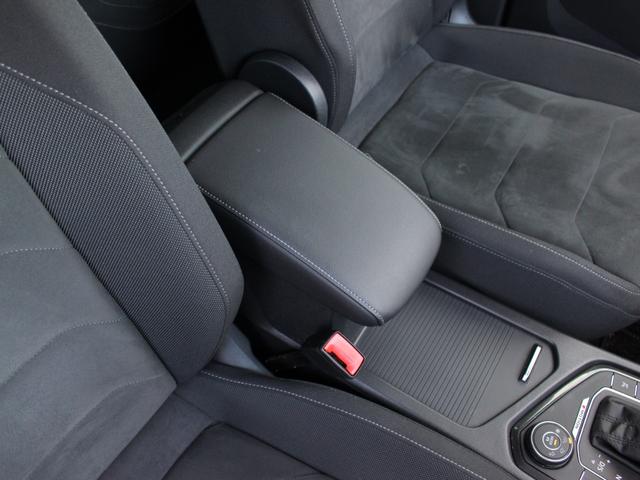 ティグアン ＴＤＩ　４モーション　ハイライン　純正ディスプロ　ヘッドＵＰＤ　全周囲カメラ　前後ドラレコ　走行ＴＶ　ＡＣＣ　ＣａｒＰｌａｙ　ＥＴＣ　ＬＥＤヘッド　前後シートヒーター　電動トランク（44枚目）