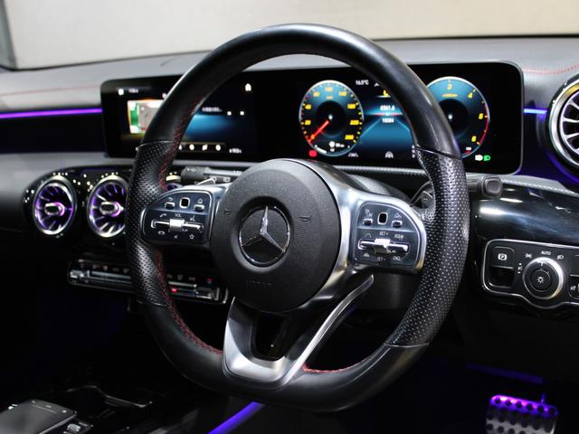 CLAクラス シューティングブレーク CLA200d シューティングブレーク AMGライン レーダーセーフティ/純正ナビ/バックカメラ/地デジ/Bluetooth/電動トランク/LEDライト/アンビエントライト/シートヒーター/純正18AW(13枚目)