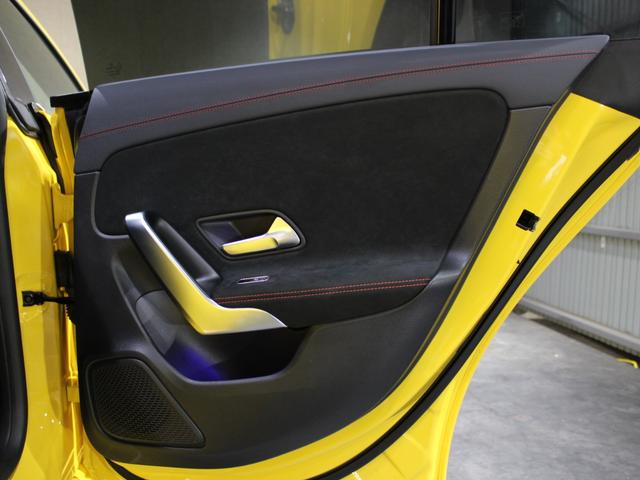 CLAクラス シューティングブレーク CLA200d シューティングブレーク AMGライン レーダーセーフティ/純正ナビ/バックカメラ/地デジ/Bluetooth/電動トランク/LEDライト/アンビエントライト/シートヒーター/純正18AW(32枚目)