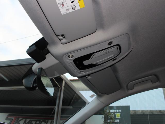 Ａ４ ２．０ＴＦＳＩクワトロ　黒革　ラグジュアリーアシスタＰＫＧ　マトＬＥＤ　バーチャルコック　全方位カメラ　サイドアシスト　純正ナビ　地デジ　シートヒーター　パワーシート（49枚目）