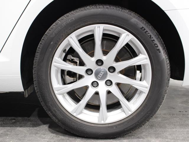 Ａ４ ２．０ＴＦＳＩクワトロ　黒革　ラグジュアリーアシスタＰＫＧ　マトＬＥＤ　バーチャルコック　全方位カメラ　サイドアシスト　純正ナビ　地デジ　シートヒーター　パワーシート（57枚目）