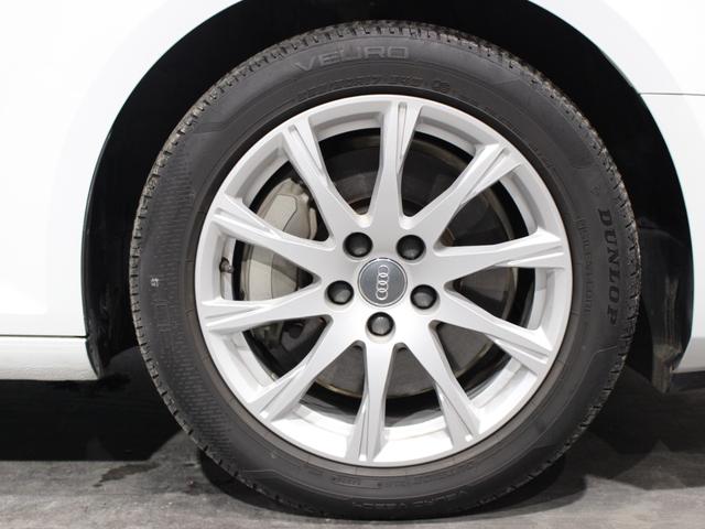 Ａ４ ２．０ＴＦＳＩクワトロ　黒革　ラグジュアリーアシスタＰＫＧ　マトＬＥＤ　バーチャルコック　全方位カメラ　サイドアシスト　純正ナビ　地デジ　シートヒーター　パワーシート（60枚目）