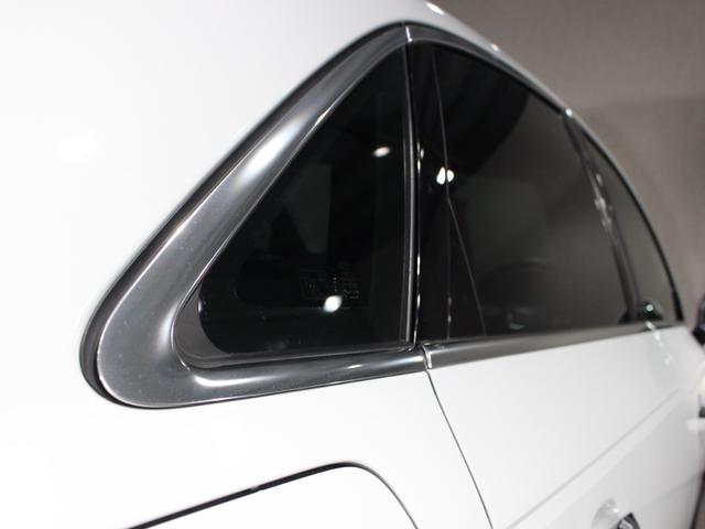 Ａ４ ２．０ＴＦＳＩクワトロ　黒革　ラグジュアリーアシスタＰＫＧ　マトＬＥＤ　バーチャルコック　全方位カメラ　サイドアシスト　純正ナビ　地デジ　シートヒーター　パワーシート（65枚目）