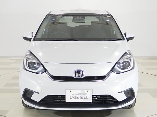 フィット ｅ：ＨＥＶホーム　禁煙車　元レンタカー　コネクト対応ナビ　リアカメラ　ＢＴオーディオ　センシング　フルセグ　Ｃセンサー　整備記録簿　ワンオーナ　リヤカメラ　サイドＳＲＳ　ＬＥＤヘッドランプ　スマートキー　ナビＴＶ（28枚目）