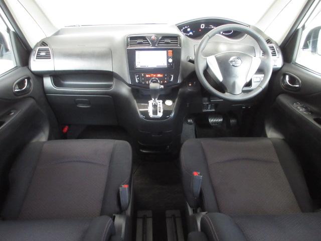 セレナ ハイウェイスターS-ハイブリッド 禁煙車 SDナビゲーション リアカメラ ETC リア左側パワースライドドア スマートキー フルセグTV CD クルーズコントロール ディスチャージヘッドライト アルミホイール VSA ワンオーナ(8枚目)