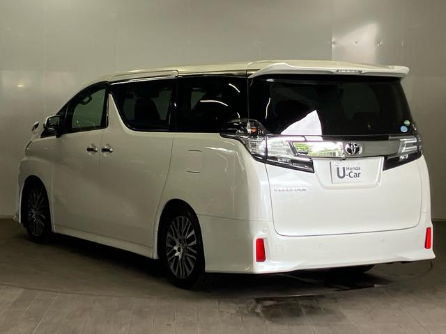 ヴェルファイア ２．５ＺＧエディション　禁煙　インテリジェントクリアランスソナー　電子パーキング　サンルーフ　ムーンルーフ　電動シート　スマートキー　クルコン　後カメラ　ＷＳＲ　フルセグテレビ　パワーシート　スマキー　クルーズコントロール（8枚目）