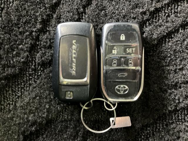 ヴェルファイア ２．５ＺＧエディション　禁煙　インテリジェントクリアランスソナー　電子パーキング　サンルーフ　ムーンルーフ　電動シート　スマートキー　クルコン　後カメラ　ＷＳＲ　フルセグテレビ　パワーシート　スマキー　クルーズコントロール（10枚目）