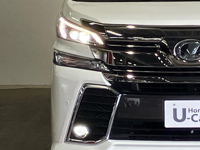 ヴェルファイア ２．５ＺＧエディション　禁煙　インテリジェントクリアランスソナー　電子パーキング　サンルーフ　ムーンルーフ　電動シート　スマートキー　クルコン　後カメラ　ＷＳＲ　フルセグテレビ　パワーシート　スマキー　クルーズコントロール（16枚目）