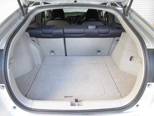 インサイト Ｇ　禁煙車　ＣＤ　ＦＭ　ＡＭ　ＵＳＢ　ＡＵＸ　キーレスエントリー　ＥＴＣ　ＰＷ　ＷＳＲＳ　メンテナンスノート　１オーナー　エアバック　パワステ　ＡＵＴＯエアコン　ＡＢＳ　アイドリングストップ車（13枚目）