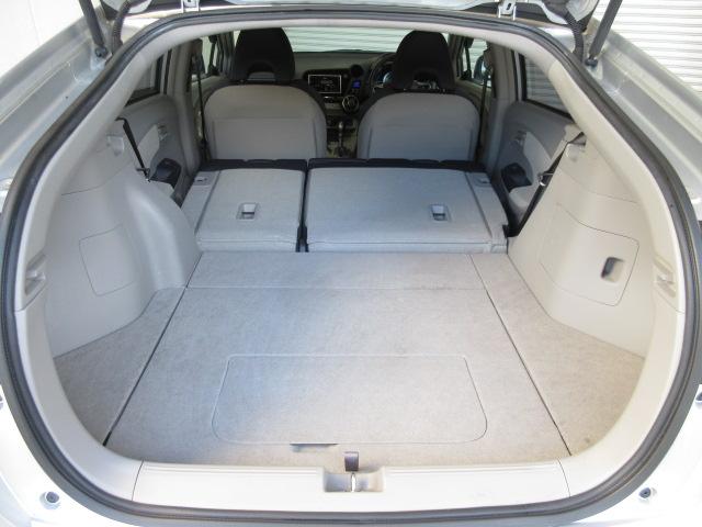 インサイト Ｇ　禁煙車　ＣＤ　ＦＭ　ＡＭ　ＵＳＢ　ＡＵＸ　キーレスエントリー　ＥＴＣ　ＰＷ　ＷＳＲＳ　メンテナンスノート　１オーナー　エアバック　パワステ　ＡＵＴＯエアコン　ＡＢＳ　アイドリングストップ車（15枚目）