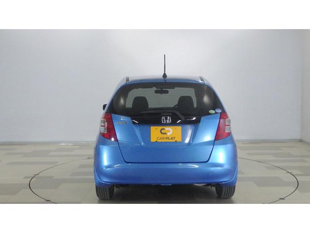 フィット Ｌ　禁煙車　ＤＶＤ再生　エアコン　キーレス　リアカメラ　ＥＴＣ付き　ＡＢＳ　ナビＴＶ　パワーウィンドウ　デュアルエアバック　パワーステアリング　ワンセグ　エアバック　ＨＤＤナビ（19枚目）