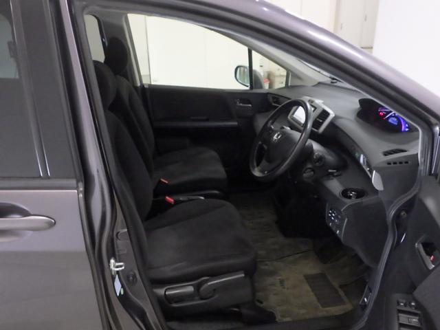 フリード Ｇジャストセレクション　禁煙車　メモリーナビ　リア両側パワースライドドア　ディスチャージヘッドライト　リアカメラ　スマートキー　フルセグＴＶ　ブルートゥース音楽　ミュージックラック　ブルートゥース音楽　ＥＴＣ　ＶＳＡ　イモビ（14枚目）