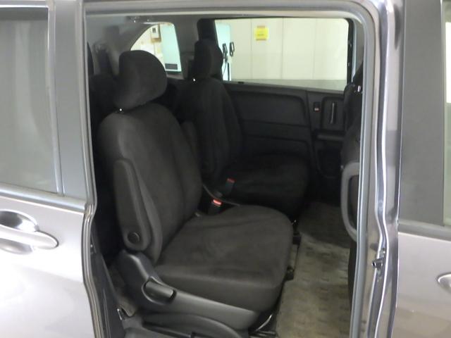 フリード Ｇジャストセレクション　禁煙車　メモリーナビ　リア両側パワースライドドア　ディスチャージヘッドライト　リアカメラ　スマートキー　フルセグＴＶ　ブルートゥース音楽　ミュージックラック　ブルートゥース音楽　ＥＴＣ　ＶＳＡ　イモビ（15枚目）