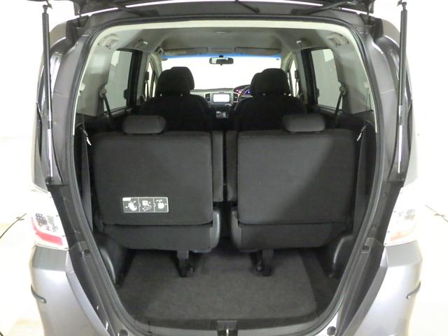 フリード Ｇジャストセレクション　禁煙車　メモリーナビ　リア両側パワースライドドア　ディスチャージヘッドライト　リアカメラ　スマートキー　フルセグＴＶ　ブルートゥース音楽　ミュージックラック　ブルートゥース音楽　ＥＴＣ　ＶＳＡ　イモビ（17枚目）