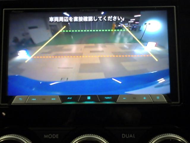 ＸＶ ２．０ｉ－Ｌアイサイト　禁煙車　カロッツェリアメモリーナビ　リアカメラ　ブルートゥース音楽　ディスチャージヘッドライト　　スマートキー　ＥＴＣ　ＤＶＤ／ＣＤ　フルセグＴＶ　パドルシフト　スマキ　１オナ　自動追従　Ｂカメ　ＰＷ（3枚目）