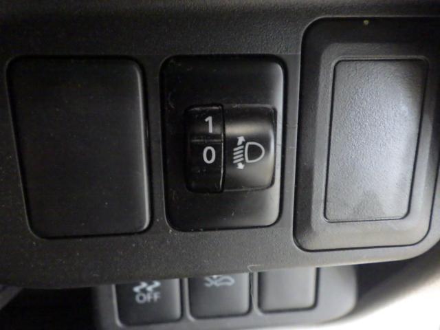 デイズ J 禁煙車 Wエアバッグ ABS キーレスキー CDチューナー  ETC 横滑り防止装置付 レーダーB WSRS パワーウィンド キーフリー ワンオーナー車 記録簿有り SRS PS AC(6枚目)