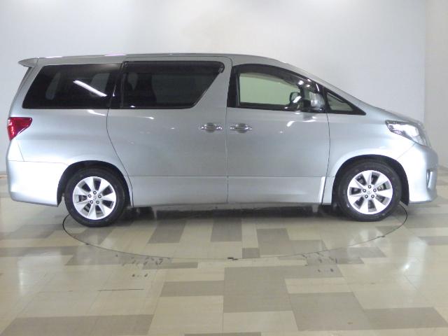 アルファード ２４０Ｓ　禁煙車　ＳＤナビゲーション　リアカメラ　スマートキー　リア両側パワースライドドア　ディスチャージヘッドライト　サイドカーテンエアバッグ　ＥＴＣ　フルセグＴＶ　ＤＶＤ／ＣＤ　フルセグＴＶ　ＶＳＡ　記録簿（21枚目）