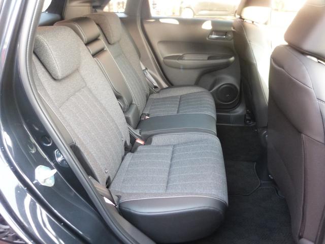 フィット e:HEVホーム 禁煙車 デモカー使用車 前ドラレコ ホンダセンシング ナビ リアカメラ スマートキー 前後誤発進抑制機能 助手席エアバッグ 運転席エアバッグ フルフラット ACC 車線維持支援システム 電格ミラー(14枚目)