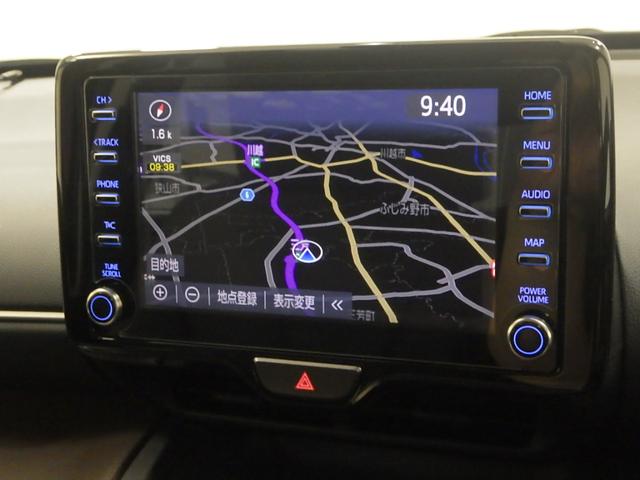 ヤリスクロス ハイブリッドＧ　禁煙車　メモリーナビ　スマートキー　パワーシート　パワーテールゲート　ＬＥＤヘッドライト　シートヒーター　ＥＴＣ　リアカメラ　ブルートゥース音楽　アルミホイール　トヨタセーフティーセンス　ＥＳＣ（4枚目）