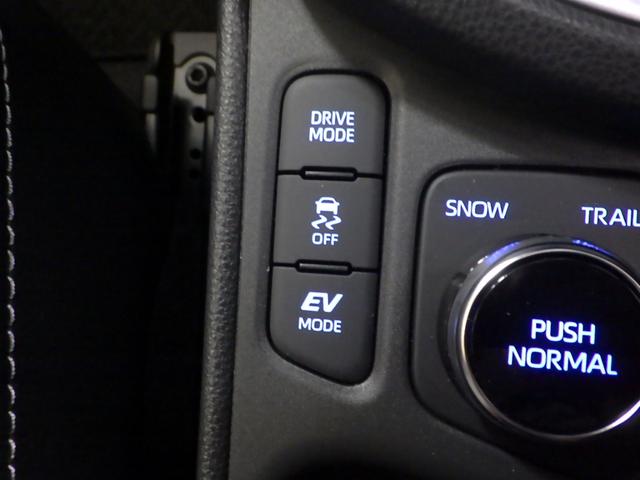 ヤリスクロス ハイブリッドＧ　禁煙車　メモリーナビ　スマートキー　パワーシート　パワーテールゲート　ＬＥＤヘッドライト　シートヒーター　ＥＴＣ　リアカメラ　ブルートゥース音楽　アルミホイール　トヨタセーフティーセンス　ＥＳＣ（12枚目）