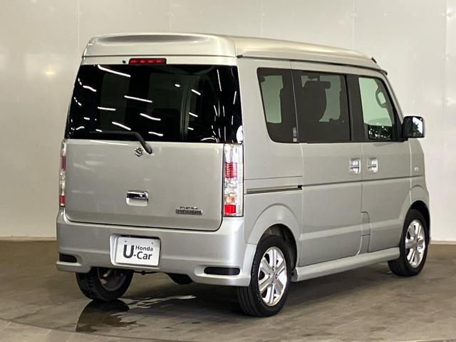 エブリイワゴン ＰＺターボスペシャル　４ＷＤ　リア両側パワースライドドア　ＥＴＣ　ディスチャージヘッドライト　シートヒーター　アルミホイール　ＣＤチューナー　左右電動スライドドア　タ－ボ　Ｗエアバッグ　ワイヤレスキー　パワーウインド　ＰＳ（6枚目）