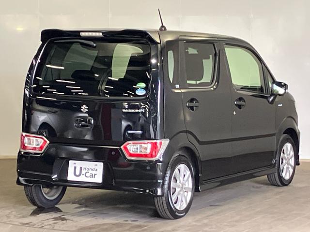 ワゴンR ハイブリッドFZ パナソニックSDナビゲーション マルチビューカメラ ETC スマートキー 運転席シートヒーター ブルートゥース音楽 ミュージックラック DVD/CD フルセグTV デュアルセンスブレーキサポート 禁煙(5枚目)