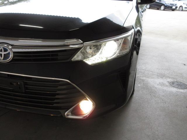 カムリ ハイブリッドGパッケージ 禁煙車 1オーナ VSC 記録簿あり 地デジ イモビ DVD再生機能 オートクルーズコントロール サイドエアバック ナビ&TV AC ETC車載器 パワーウインドウ キーフリー Bカメラ エアバッグ(24枚目)