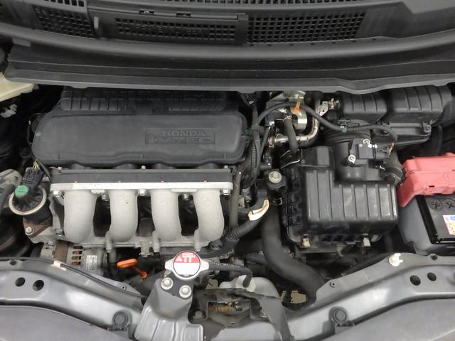 フリード Ｇジャストセレクション　禁煙車　ＳＳＤナビゲーション　リア左側パワースライドドア　ディスチャージヘッドライト　リアカメラ　ＤＶＤ／ＣＤ　ワンセグＴＶ　ＥＴＣ　Ｂモニター　定期点検記録簿　ワンオナ　助手席エアバッグ　１セグ（19枚目）