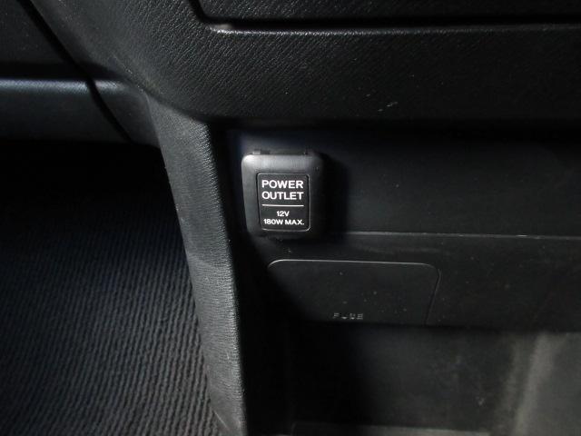 ステップワゴンスパーダ Ｚクールスピリット　禁煙車　リア両側パワースライドドア　スマートキー　ディスチャージヘッドライト　リアカメラ　クルーズコントロール　アルミホイール　ＥＴＣ　ＶＳＡ　バックカメ　ワンオーナー　キーフリー　横滑防止　パワステ（10枚目）