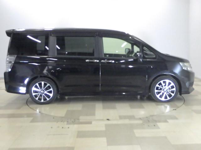 ステップワゴンスパーダ Ｚクールスピリット　禁煙車　リア両側パワースライドドア　スマートキー　ディスチャージヘッドライト　リアカメラ　クルーズコントロール　アルミホイール　ＥＴＣ　ＶＳＡ　バックカメ　ワンオーナー　キーフリー　横滑防止　パワステ（21枚目）