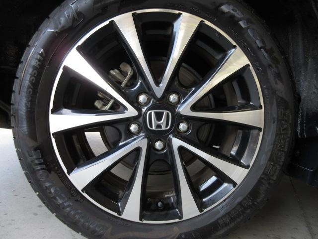 ステップワゴンスパーダ Ｚクールスピリット　禁煙車　リア両側パワースライドドア　スマートキー　ディスチャージヘッドライト　リアカメラ　クルーズコントロール　アルミホイール　ＥＴＣ　ＶＳＡ　バックカメ　ワンオーナー　キーフリー　横滑防止　パワステ（25枚目）