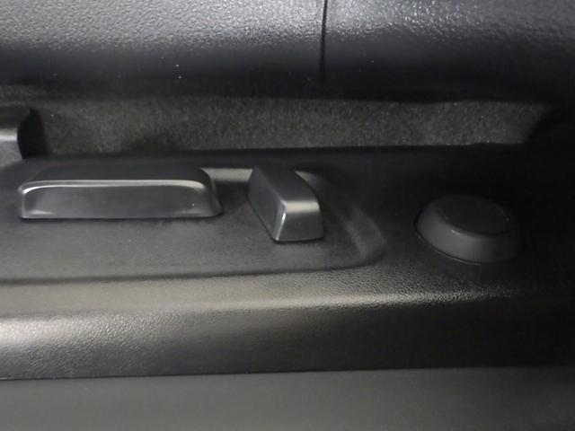 ＩＳ ＩＳ３００Ｆスポーツ　禁煙車　１オーナー　Ｐシート　シートヒーター　全周囲カメラ　クルコン　電子パーキング　ＡＨＢ　ＲＳＡ　タイヤ８分山　社外ドラレコ　バックＣ　横滑り防止装置　クリソナ　レザーシート　オートハイビーム（16枚目）