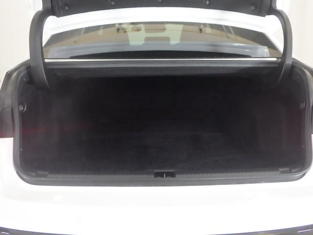 ＩＳ ＩＳ３００Ｆスポーツ　禁煙車　１オーナー　Ｐシート　シートヒーター　全周囲カメラ　クルコン　電子パーキング　ＡＨＢ　ＲＳＡ　タイヤ８分山　社外ドラレコ　バックＣ　横滑り防止装置　クリソナ　レザーシート　オートハイビーム（18枚目）