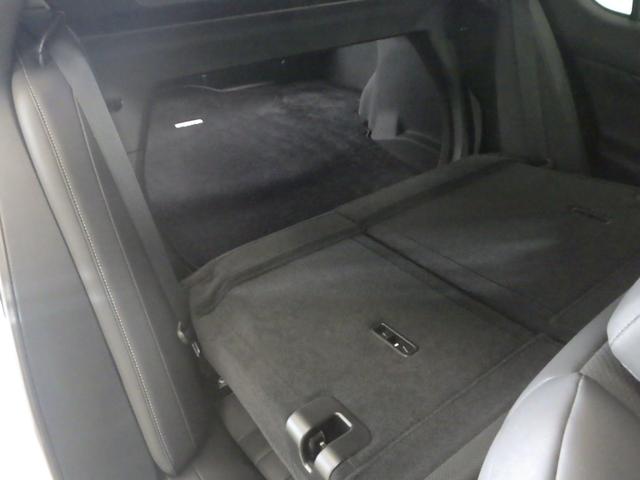 ＩＳ ＩＳ３００Ｆスポーツ　禁煙車　１オーナー　Ｐシート　シートヒーター　全周囲カメラ　クルコン　電子パーキング　ＡＨＢ　ＲＳＡ　タイヤ８分山　社外ドラレコ　バックＣ　横滑り防止装置　クリソナ　レザーシート　オートハイビーム（20枚目）