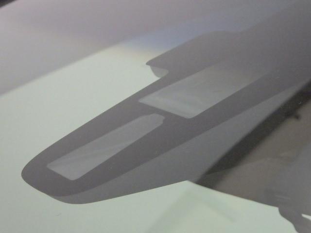 オデッセイ アブソルート　禁煙車　安心パッケージ　工場オプションナビ　ＬＥＤヘッドライト　リア両側パワースライドドア　ＥＴＣ　スマートキー　ＤＶＤ／ＣＤ　サイドカーテンエアバッグ　リアモニター　アルミホイール　フルセグＴＶ（10枚目）