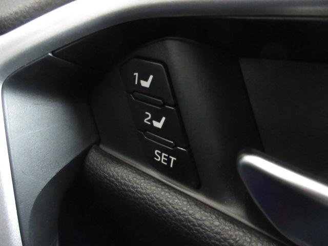 ＲＡＶ４ アドベンチャーオフロードパッケージ　ワンオーナー　メモリーナビ　マルチビューカメラ　サイドカーテン、ニーエアバッグ　ＬＥＤヘッドライト　スマートキー　パワーテールゲート　シートヒーター　クルーズコントロール　アルミホイール　ＡＡＣ　ＰＳ（13枚目）