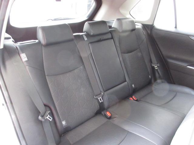 ＲＡＶ４ アドベンチャーオフロードパッケージ　ワンオーナー　メモリーナビ　マルチビューカメラ　サイドカーテン、ニーエアバッグ　ＬＥＤヘッドライト　スマートキー　パワーテールゲート　シートヒーター　クルーズコントロール　アルミホイール　ＡＡＣ　ＰＳ（14枚目）