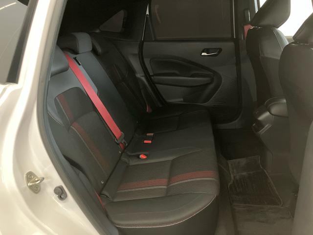 オーラ ニスモ　禁煙　ワンオーナー　純正ナビ　プロパイロット　マルチカメラ　スマートキー　ＥＴＣ　シートヒーター　ステアリングヒーター　サイドカーテン、ニーエアバッグ　アルミホイール　ＬＥＤヘッドライト　フルセグＴＶ（19枚目）