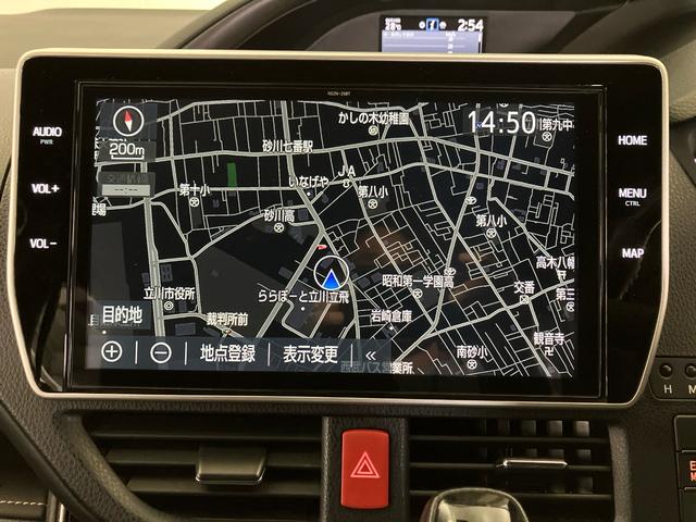 エスクァイア Giプレミアムパッケージブラックテーラード 禁煙 純正10intナビ リアカメラ ETC スマートキー リア両側電動スライドドア トヨタセーフティセンス クルーズコントロール シートヒーター ブルートゥース音楽 フルセグTV アルミホイール(2枚目)