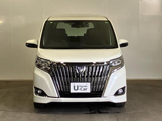 エスクァイア Giプレミアムパッケージブラックテーラード 禁煙 純正10intナビ リアカメラ ETC スマートキー リア両側電動スライドドア トヨタセーフティセンス クルーズコントロール シートヒーター ブルートゥース音楽 フルセグTV アルミホイール(3枚目)