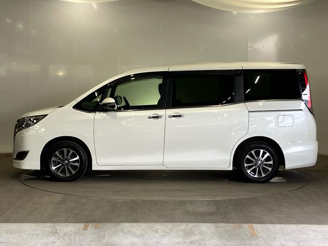 エスクァイア Giプレミアムパッケージブラックテーラード 禁煙 純正10intナビ リアカメラ ETC スマートキー リア両側電動スライドドア トヨタセーフティセンス クルーズコントロール シートヒーター ブルートゥース音楽 フルセグTV アルミホイール(5枚目)