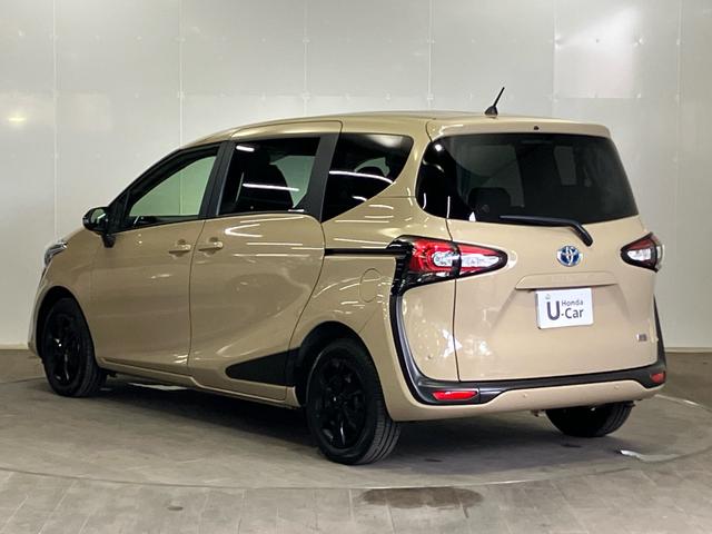 シエンタ ハイブリッドＧセーフティーエディションＩＩ　禁煙　ワンオーナー車　純正９ｉｎｔナビ　リアカメラ　両側電動スライドドア　トヨタセーフティセンス　追突被害軽減ブレーキ　レーンキープ　踏み間違い防止　ＨＤＭＩ　地デジ　シートヒーター　スマートキ（8枚目）