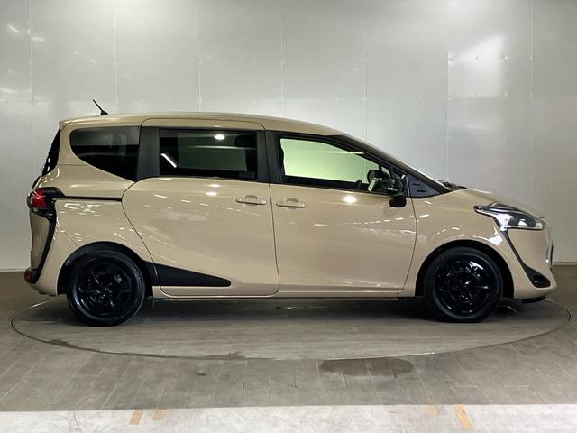 シエンタ ハイブリッドＧセーフティーエディションＩＩ　禁煙　ワンオーナー車　純正９ｉｎｔナビ　リアカメラ　両側電動スライドドア　トヨタセーフティセンス　追突被害軽減ブレーキ　レーンキープ　踏み間違い防止　ＨＤＭＩ　地デジ　シートヒーター　スマートキ（9枚目）